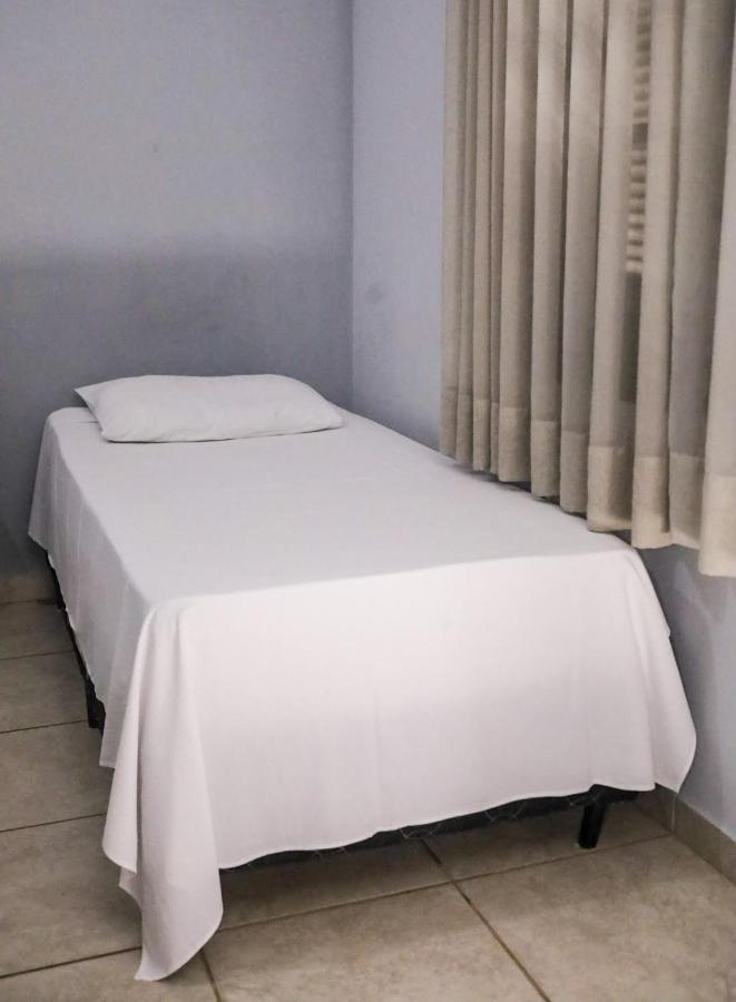 Shellter Hotel Holambra Luaran gambar